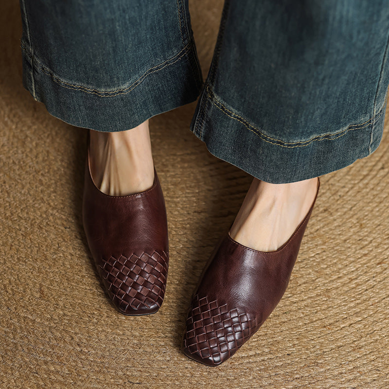 Dalvi – Mules de cuero con estilo relajado