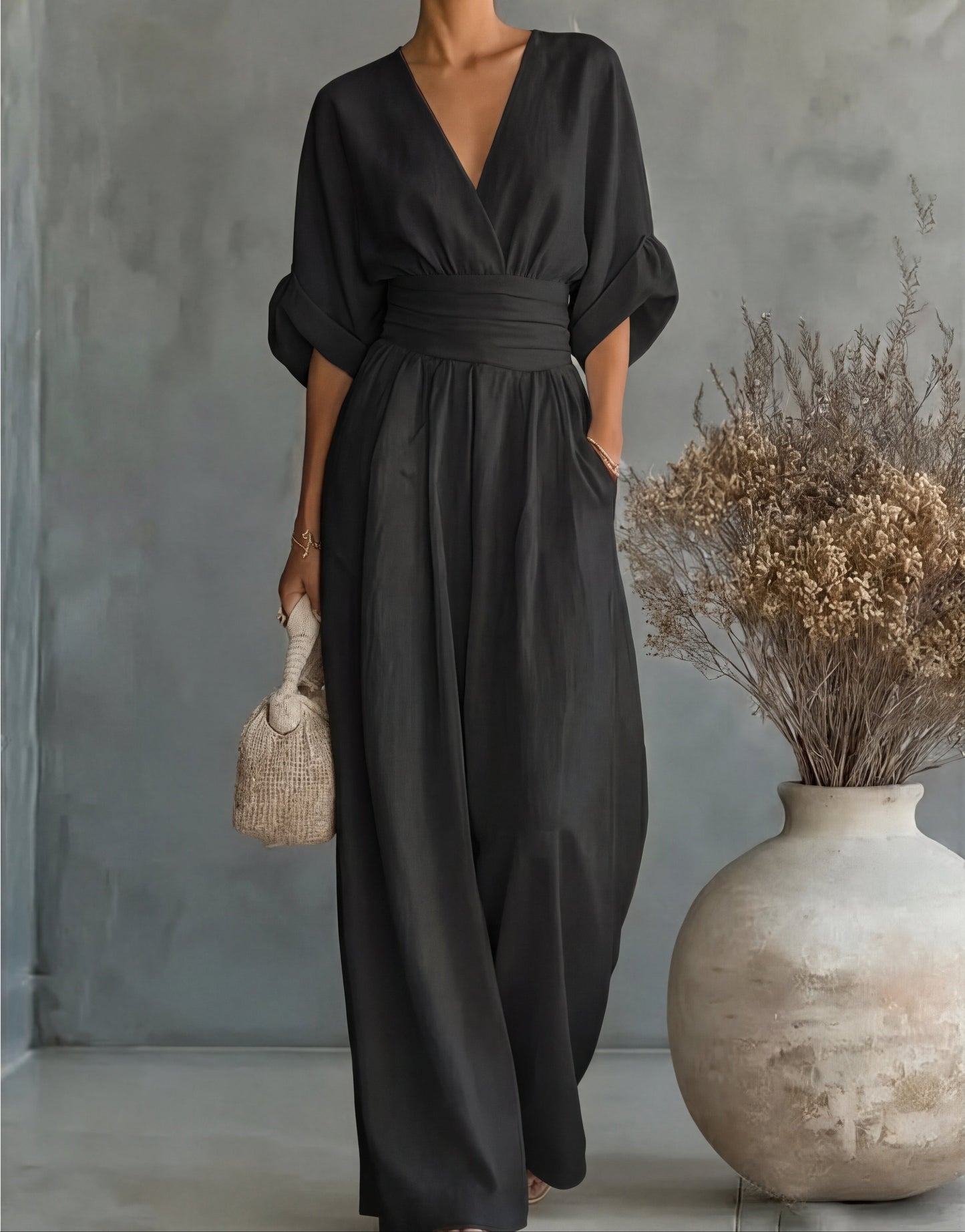 Kiara | Long Flowing Garments with Flow and Design